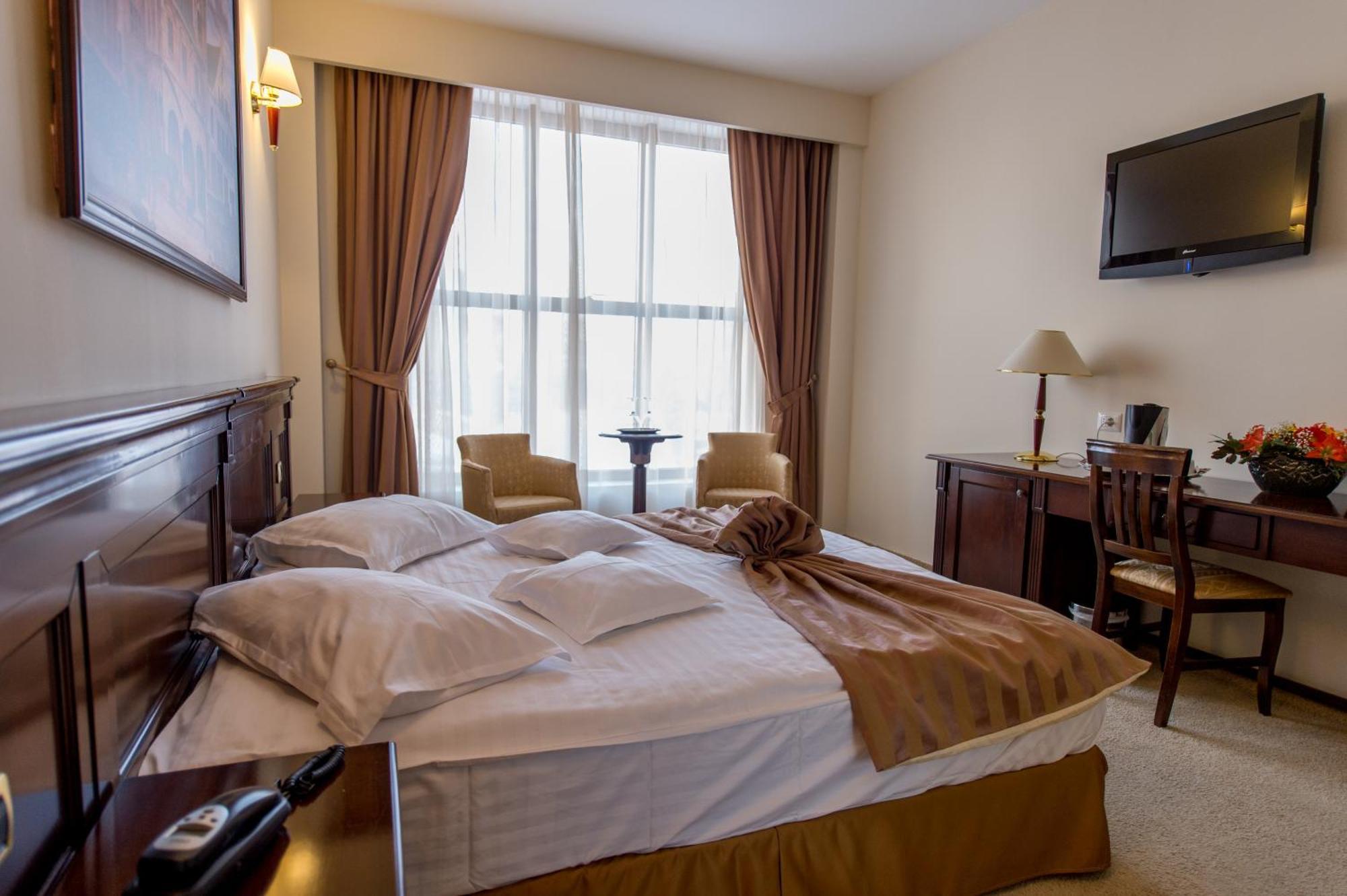 Hotel Rexton Craiova Habitación foto