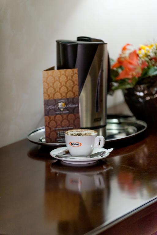 Hotel Rexton Craiova Habitación foto